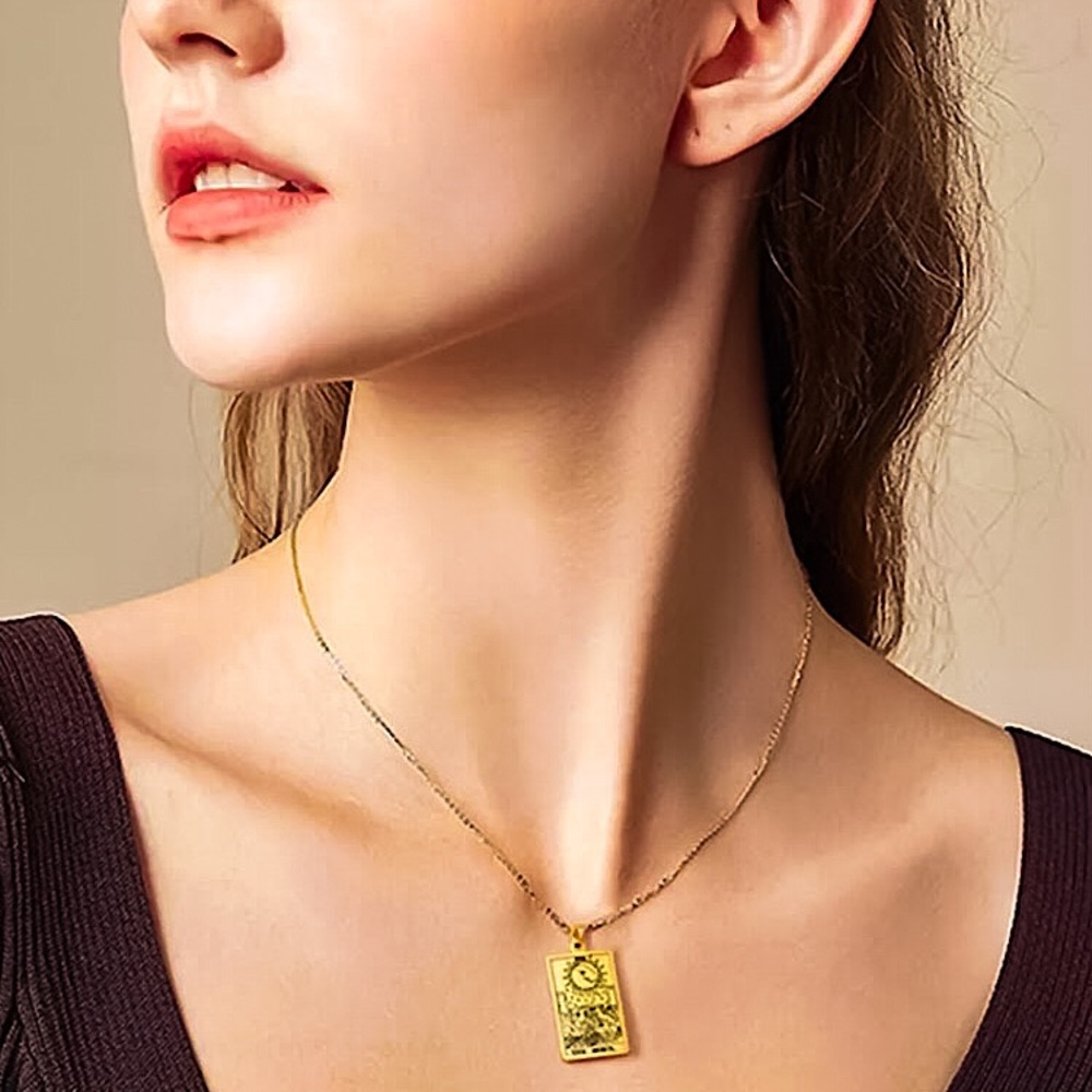 ⚜️𝟯𝟬%𝗢𝗙𝗙 𝗯𝘂𝗻𝗱𝗹𝗲𝘀 𝟯+⚜️ NEW Magician Tarot Card Stainless Steel Necklace - Picture 3 of 8
